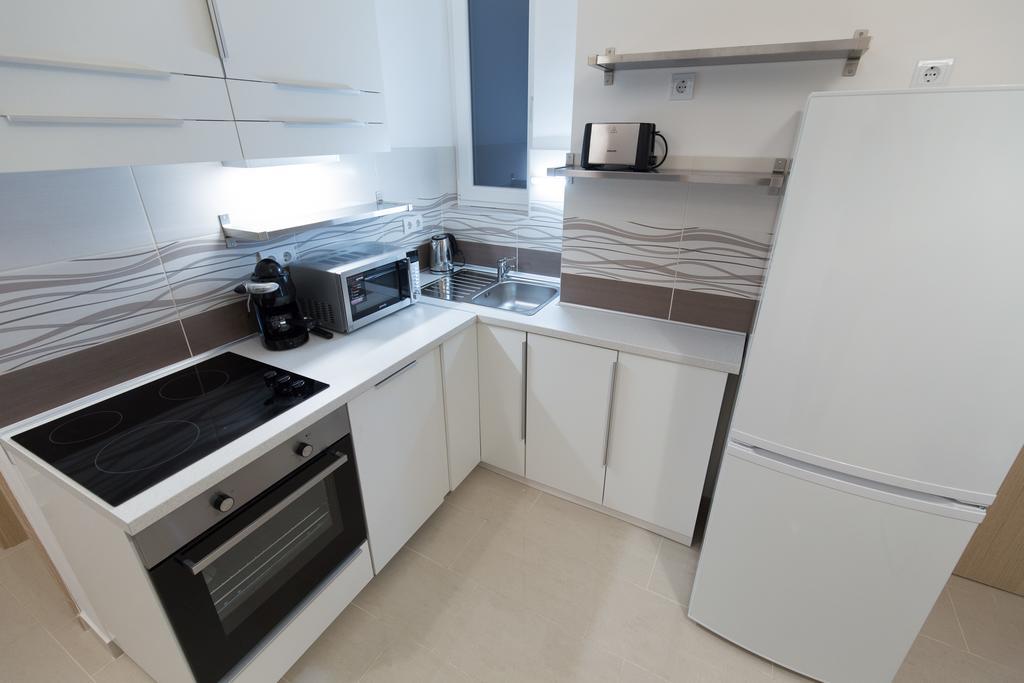 Bpr Oktogon Center Apartment Budapest Bagian luar foto